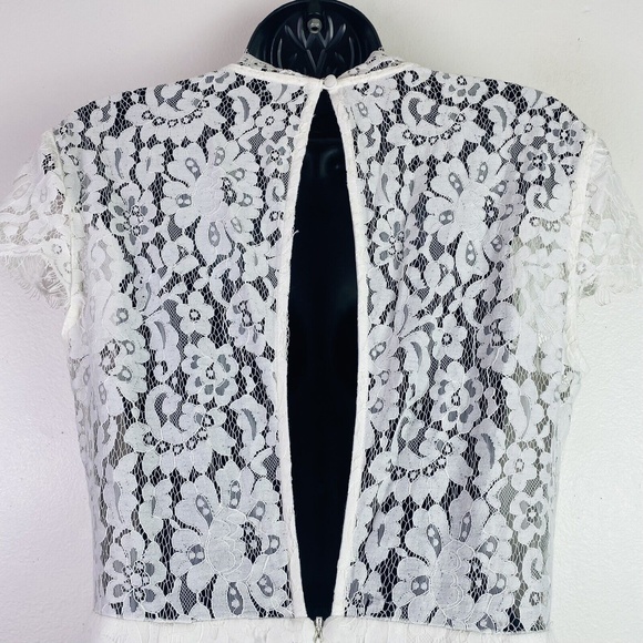 Keepsake Women's High Neck Mini White Lace Sheath Cutout Back Dress Size Large - Picture 6 of 10